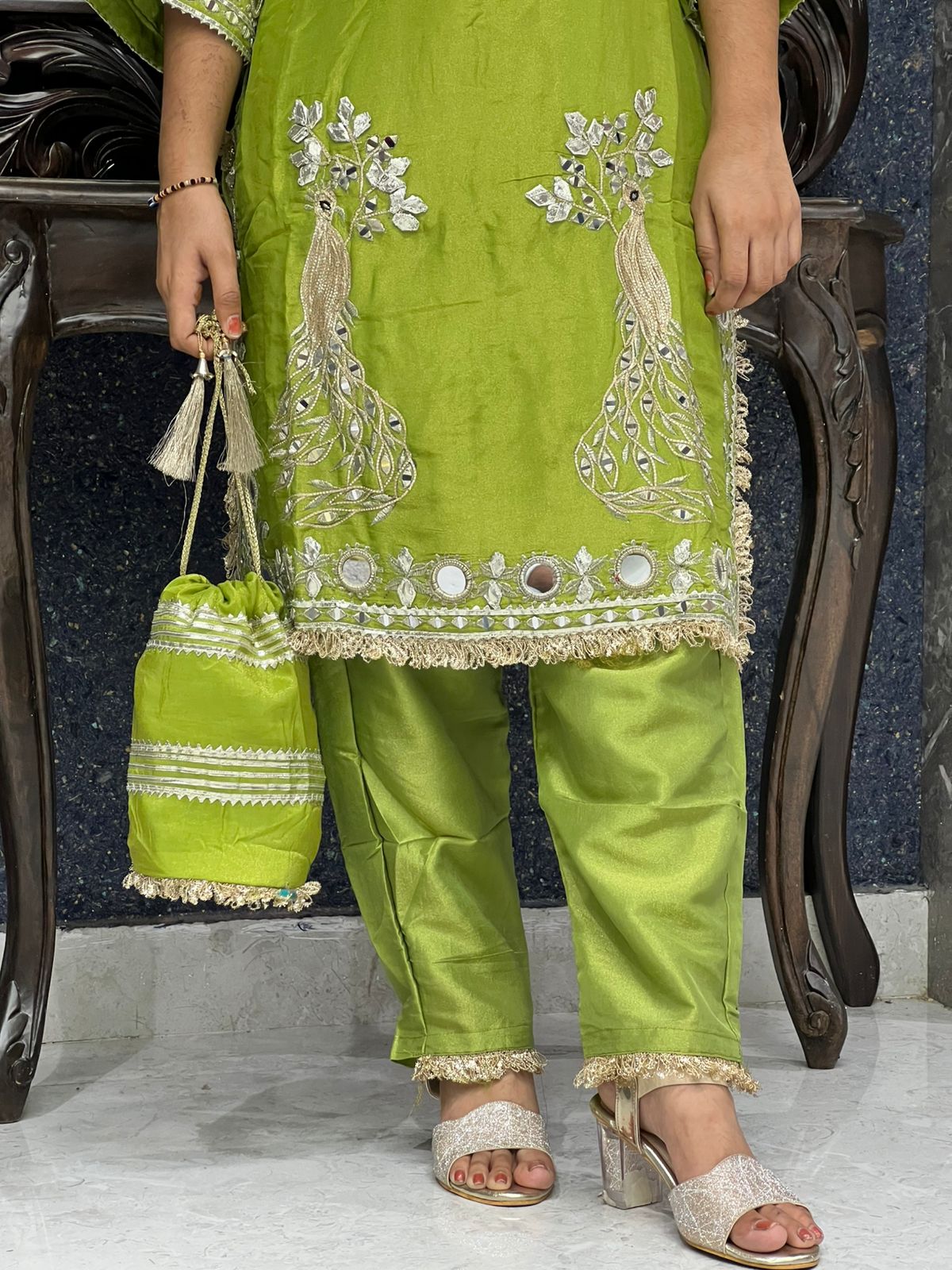 Embroidered Latest Pakistani Style Suit