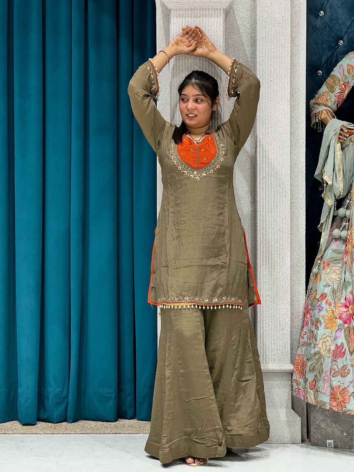 New Bustier Suit With Sharara