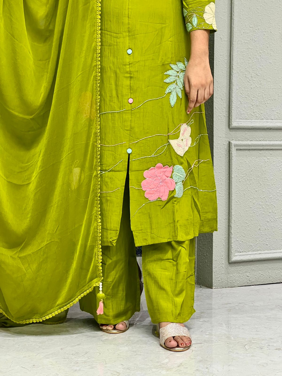 Women’s Trending kurti set with Dupatta